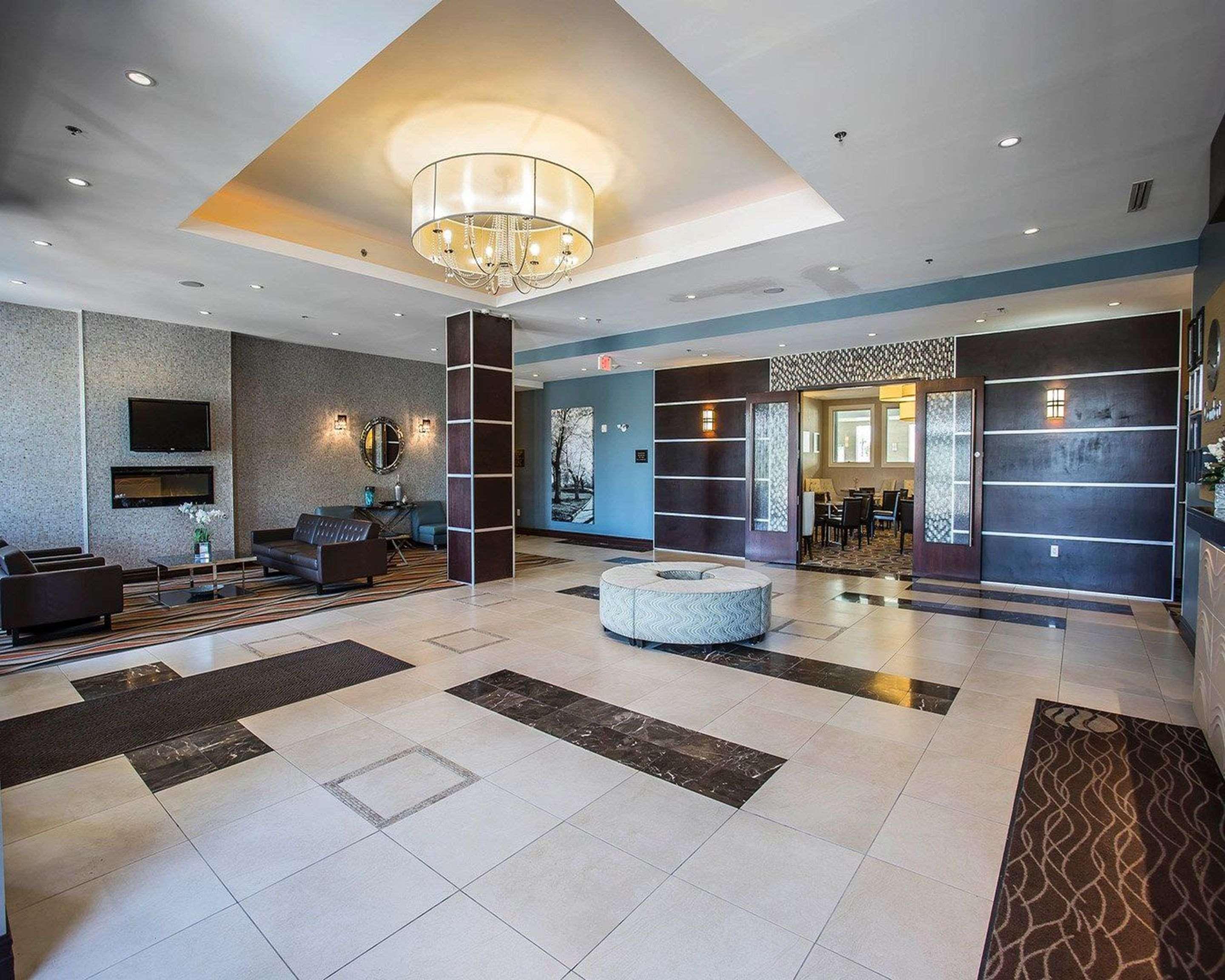Comfort Hotel Bayer'S Lake Timberlea Dış mekan fotoğraf