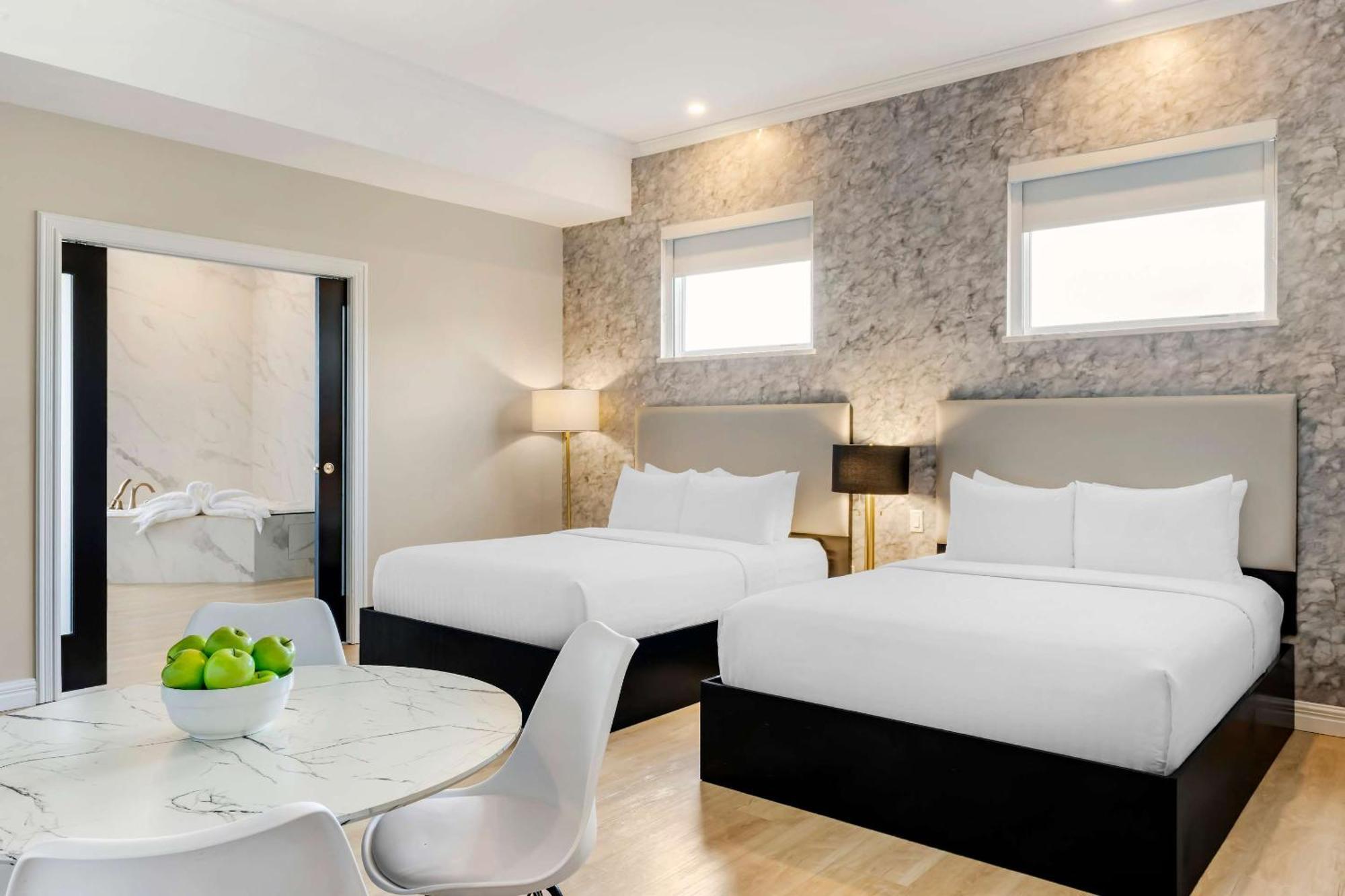 Comfort Hotel Bayer'S Lake Timberlea Dış mekan fotoğraf