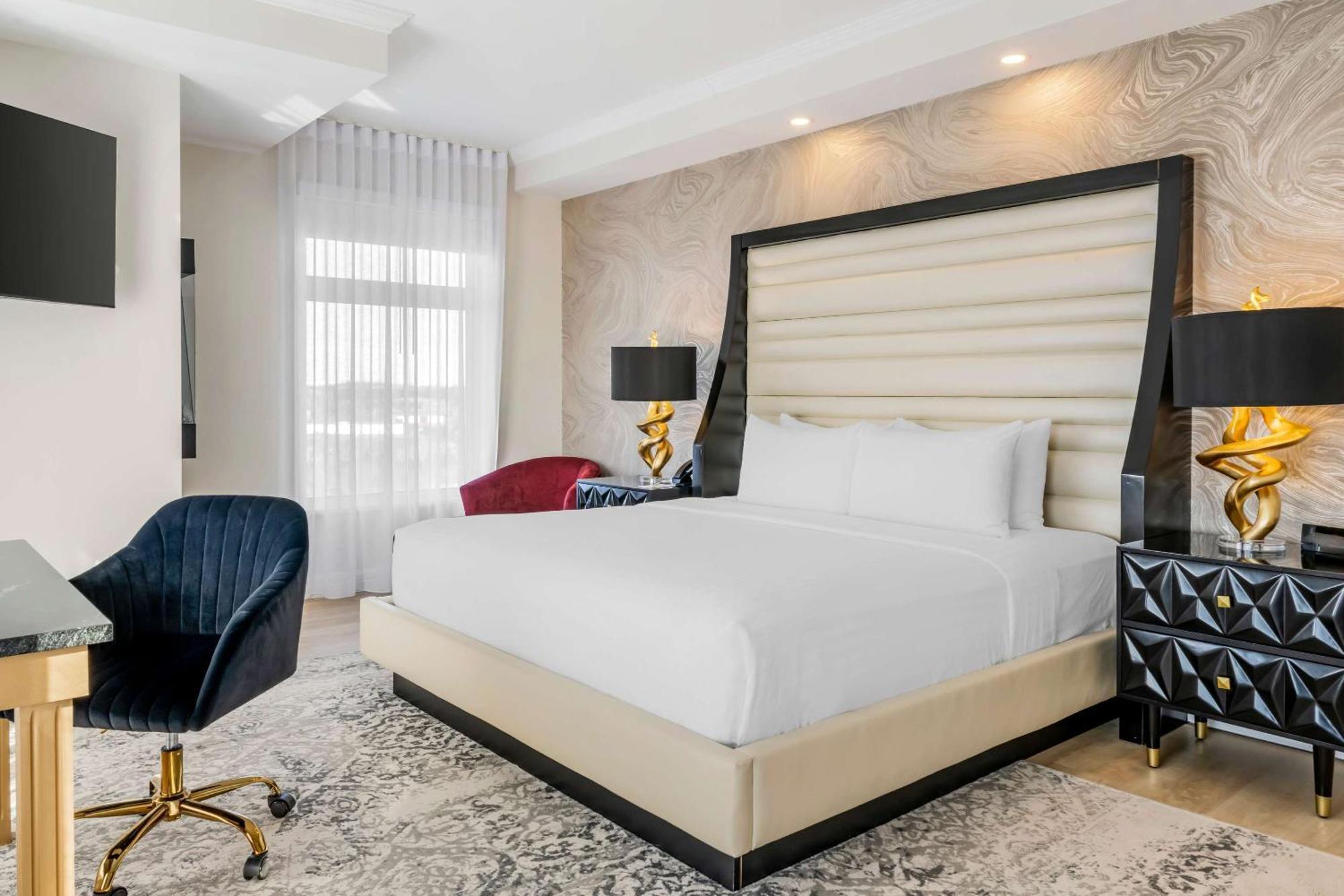 Comfort Hotel Bayer'S Lake Timberlea Dış mekan fotoğraf
