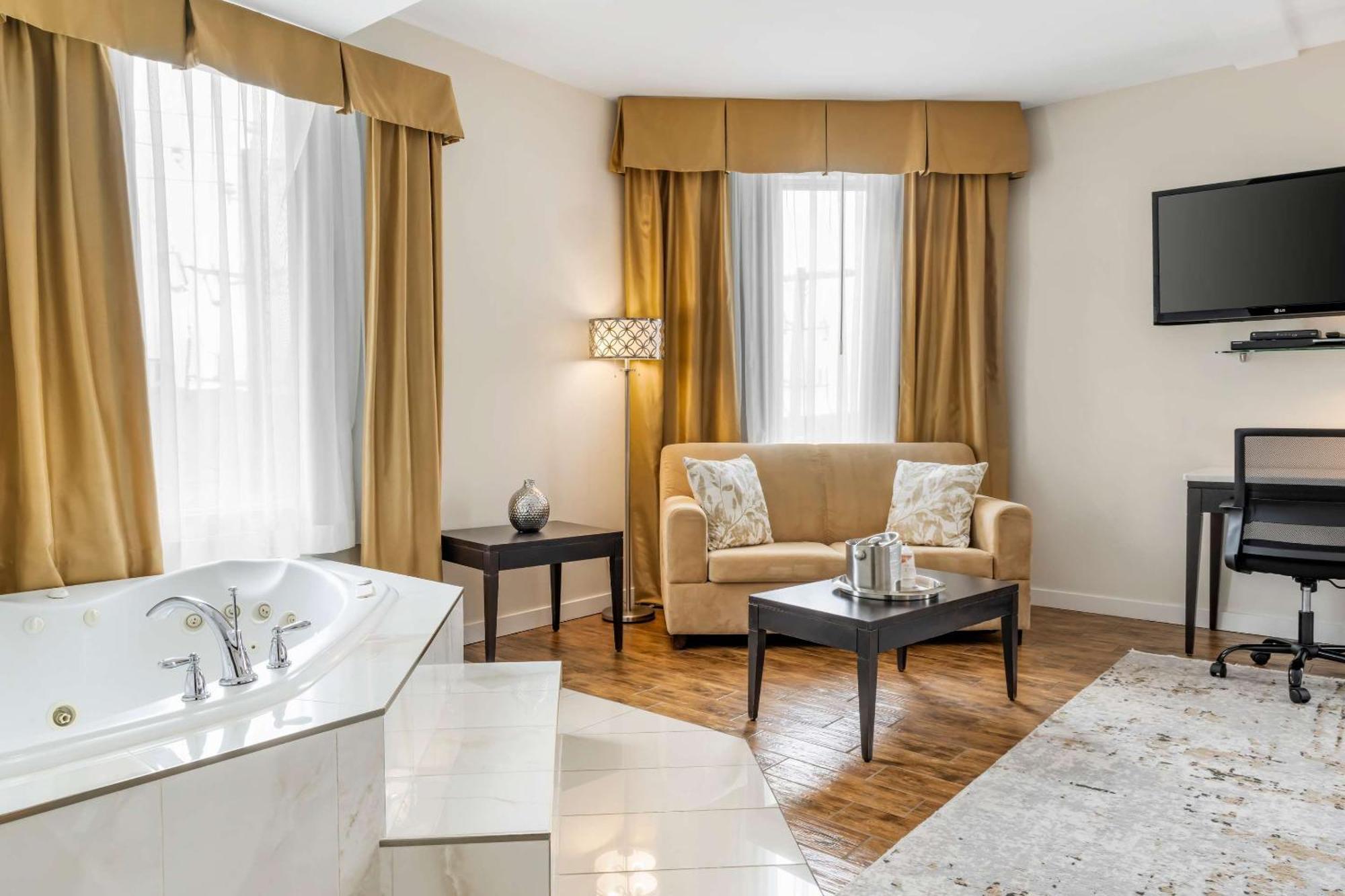 Comfort Hotel Bayer'S Lake Timberlea Dış mekan fotoğraf