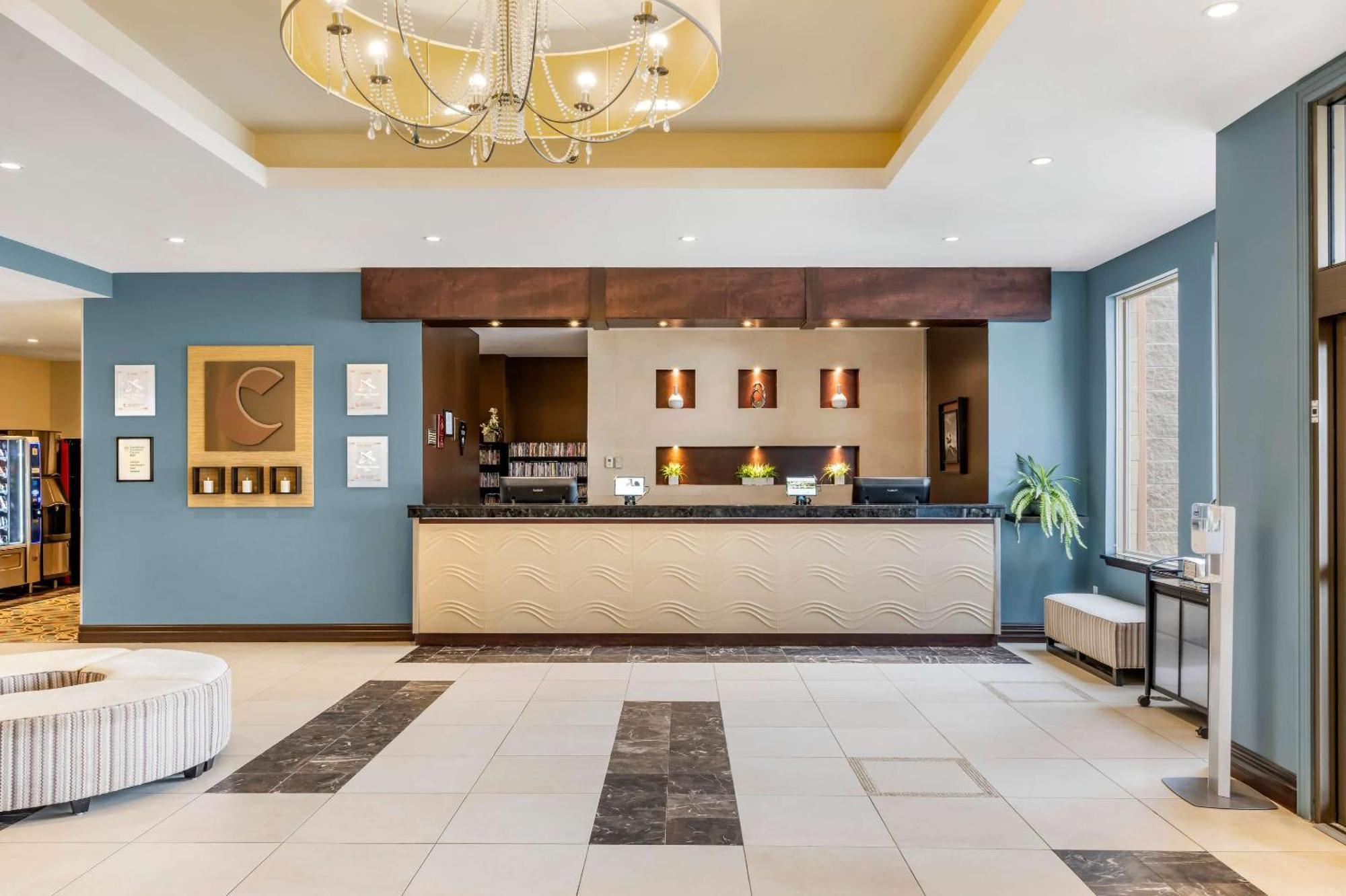 Comfort Hotel Bayer'S Lake Timberlea Dış mekan fotoğraf