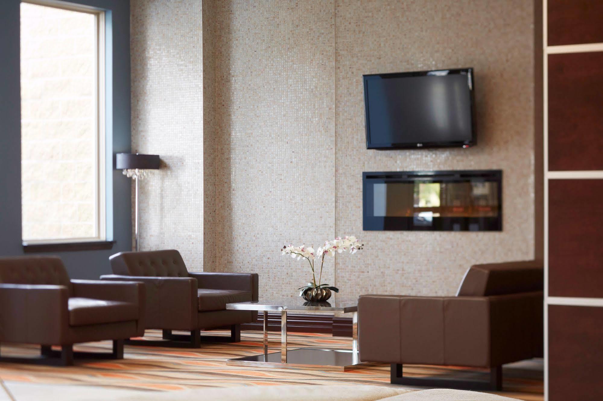 Comfort Hotel Bayer'S Lake Timberlea Dış mekan fotoğraf